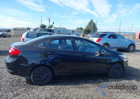 2013 Ford Fiesta Se z USA, uszkodzony, nr VIN 3FADP4BJ9DM186415